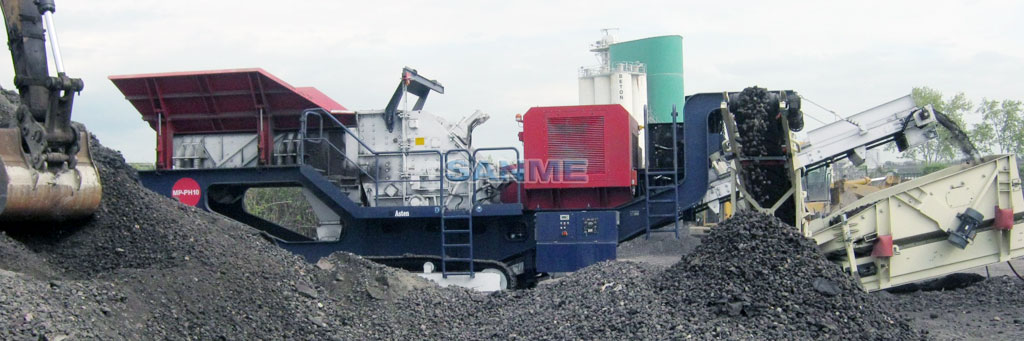 Mobile rock crusher